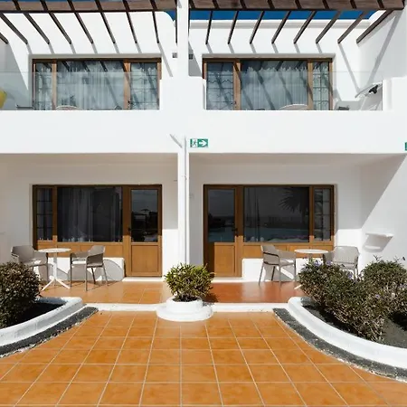 R2 Bahia Kontiki Puerto del Carmen (Lanzarote)