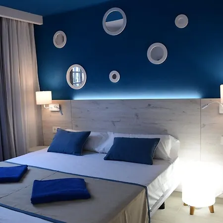 R2 Bahia Kontiki アパートホテル 4*