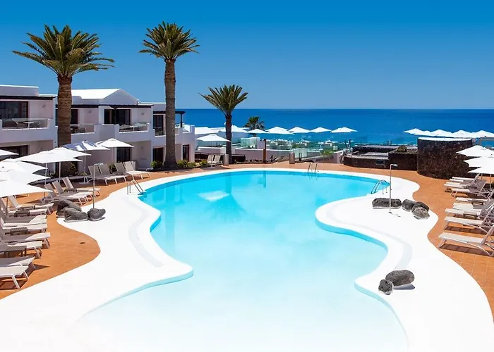 R2 Bahia Kontiki Puerto del Carmen (Lanzarote)