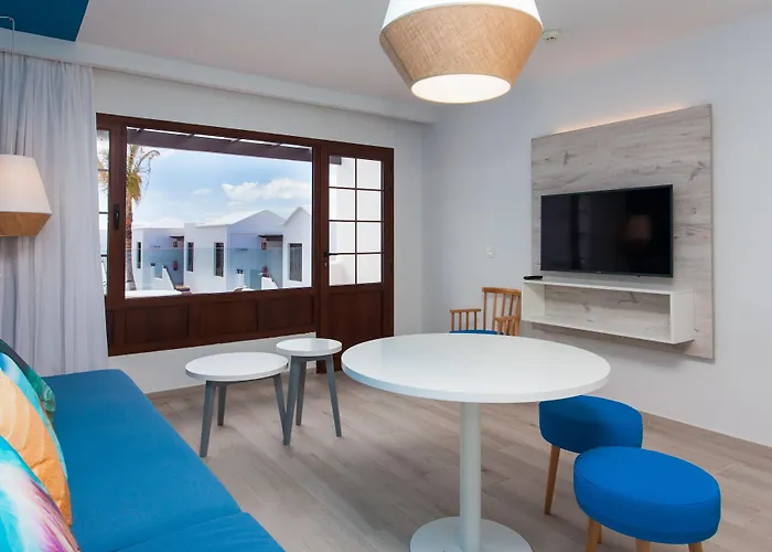 R2 Bahia Kontiki Apart Otel Puerto del Carmen (Lanzarote)