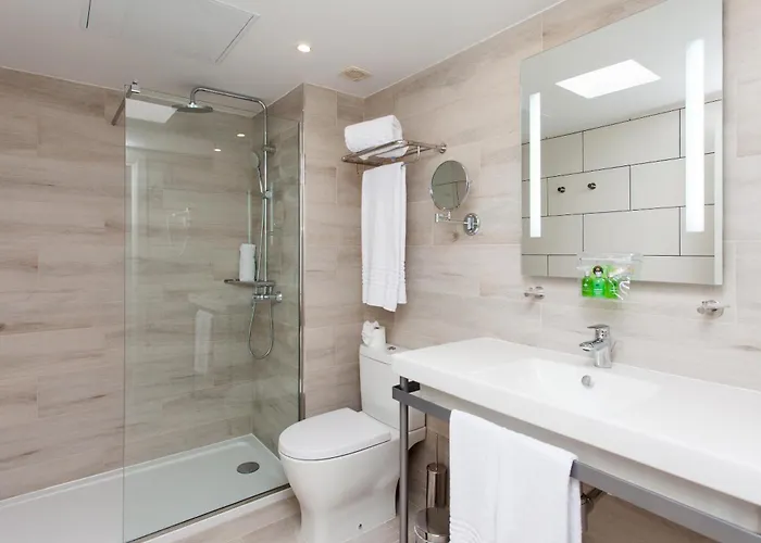 R2 Bahia Kontiki Apart Otel 4*